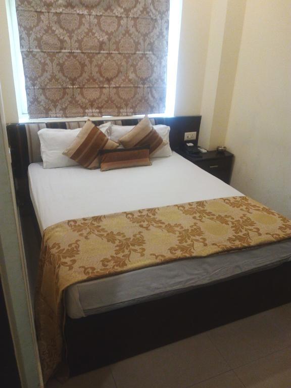 Hotel The Rio Haridwār Exteriör bild
